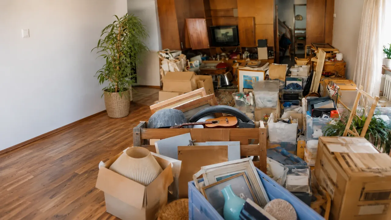 Typische Arbeiten bei einer Haushaltsaufl&ouml;sung in Bernburg
